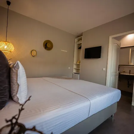 Nb Boutique 招待所 图兹拉